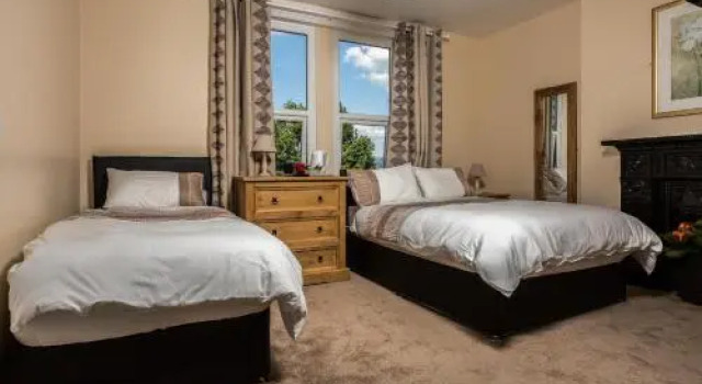 Albert Hotel Disley, Buchen Sie Hotel Disley Cheshire