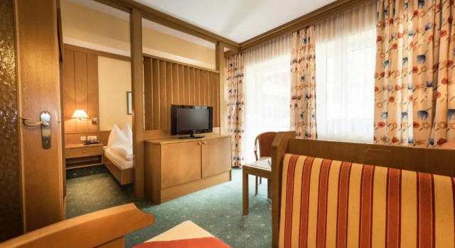 Апартаменты Appartement Hotel Panorama-im Bademantel direkt in die Alpentherme