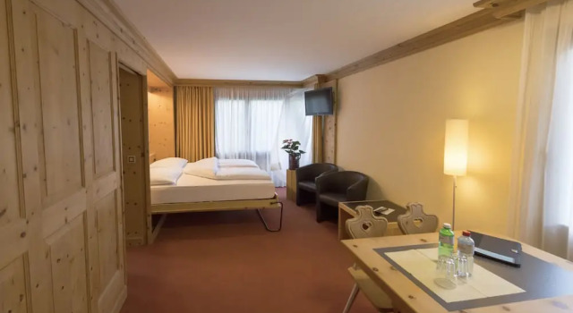 Семейный номер Standard с 2 комнатами с видом на горы Hotel Palü