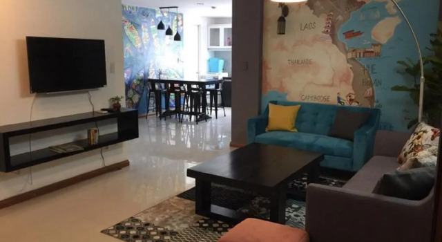 Апартаменты Chillax Apartment - Cozy 3-Bedroom City View Home at Tower, District 1