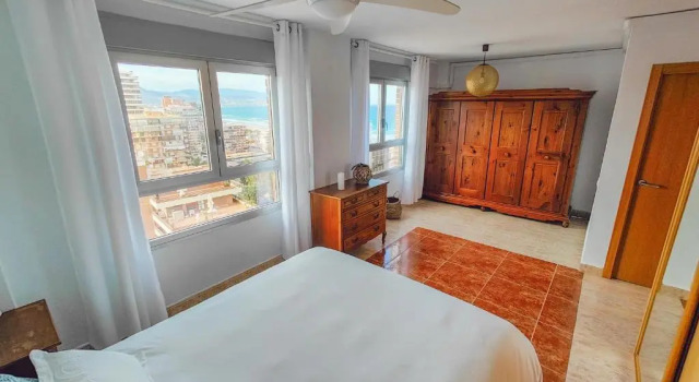 <1 Min Beach, Sea Views, AC, Wifi, Pool, 3xTennis, Prenota Hotel Hotel a Pamplona con parcheggio, Parcheggio