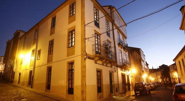 Hotel Altaïr, Varaa Hotelli Santiago de Compostela 