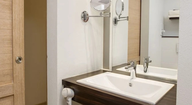 Двухместный номер Comfort с балконом Hotel Filla Andre