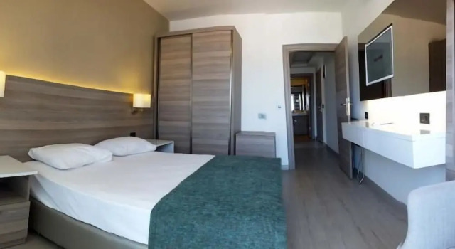 Номер Standard с балконом Idas Hotel