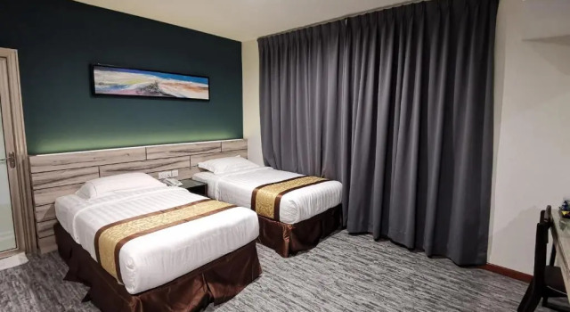 Süper çift kişilik oda Meriton Inn Hotel