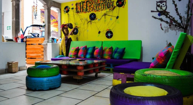 Hikuri Eco Hostal, Забронировать Отель Сан Луис Потоси Мексика, рядом с Парк Тангаманга