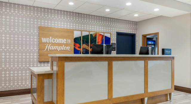 Hampton Inn & Suites Dallas/Plano-East