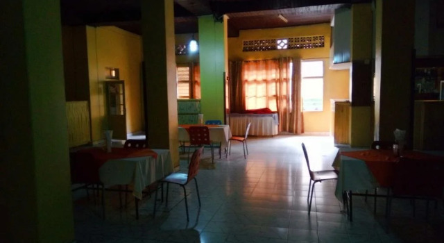 Eminence Hotel