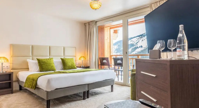 Четырёхместный номер Comfort Madame Vacances Hôtel & Spa Le Mottaret