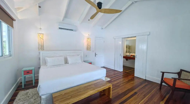 Двухместный люкс Miss Perla Upstairs Tortuga Lodge
