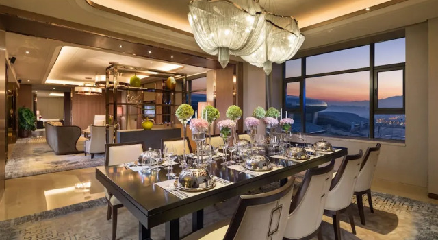 Люкс Presidential Hilton Urumqi