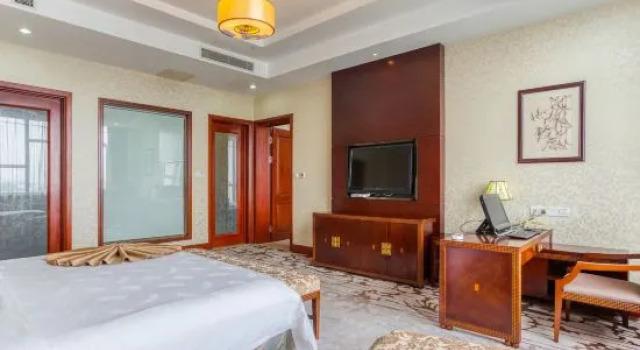 Семейный люкс Yijiangnan Hotel