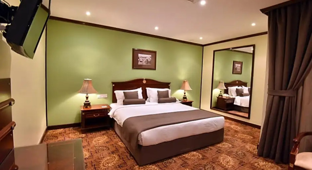 Номер Business Inn & Go Kuwait Plaza Hotel