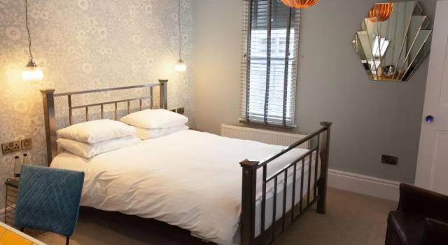 Номер Standard Crown Hotel