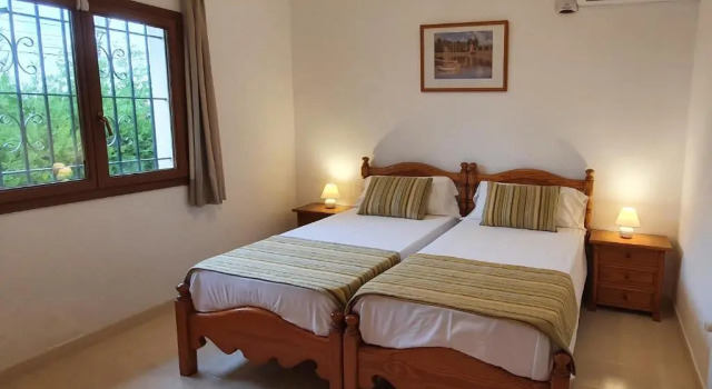 Апартаменты с 3 комнатами Hotel Ses Puntetes