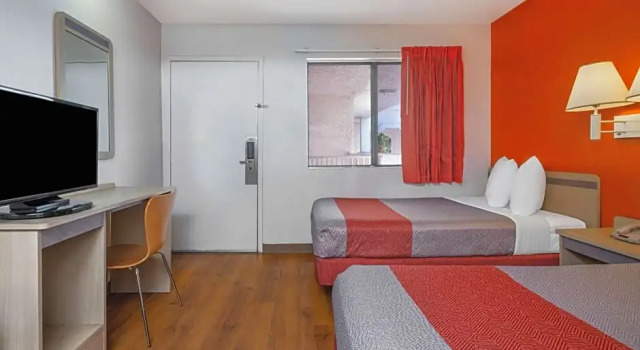 Номер Deluxe Motel 6-Oceanside, CA