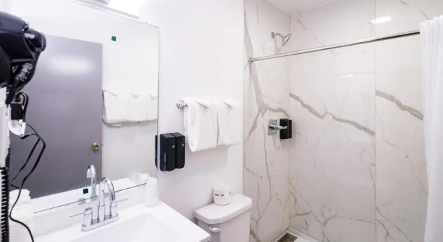 Двухместный номер Standard oceanfront Outer Banks Motor Lodge