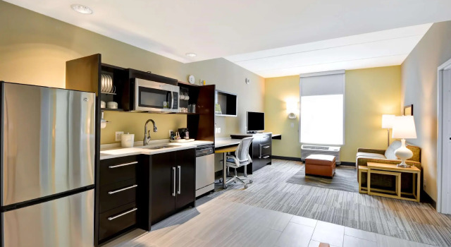 Двухместный люкс Home2 Suites By Hilton Charles Town