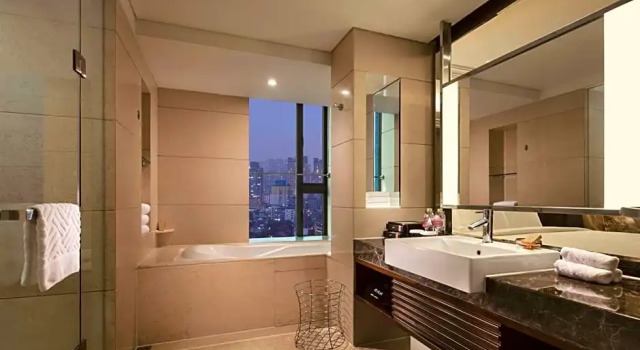 Номер Executive DoubleTree by Hilton Chongqing