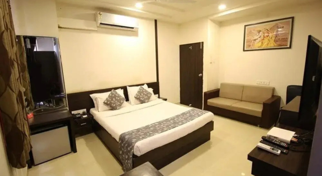 OYO Rooms Phulchhab Chowk II, Rezerwuj Hotel Hotele w Gujarat ze śniadaniem, Śniadanie