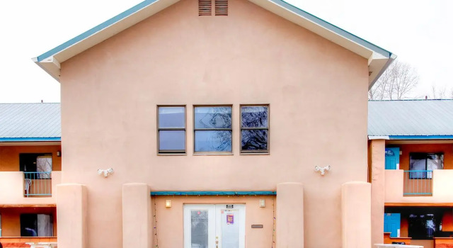 El Meson Lodge, Buchen Sie Hotel Chama New Mexico