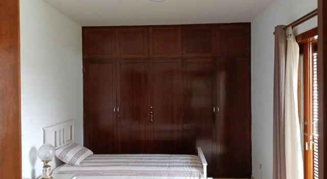 Luxury Penthouse, 50m2 terrace, downtown, Забронировать Отель Отели Санта-Крус-де-Тенерифе с парковкой, рядом с Archeological Museum, Парковка