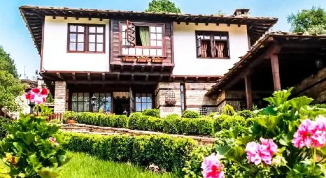 Sharlopova Boutique Guest House - Sauna & Hot Tub, Забронировать Гостевой дом Гостевые дома Боженците, Гостевой дом