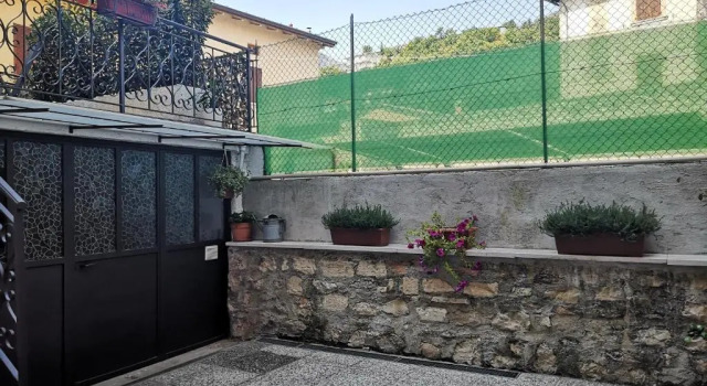 Коттедж Casa Caterina 2 storey house, with a mountain view