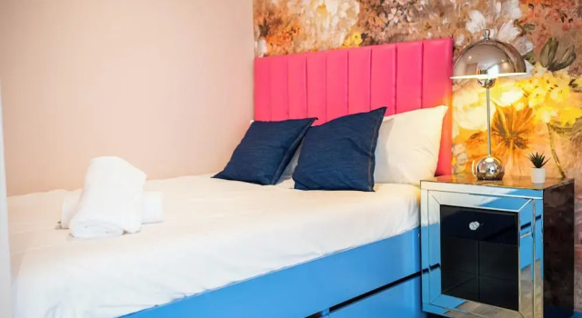 Outstanding Deluxe Self Contained City Apartment
