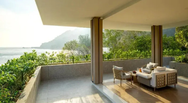 Люкс Дуплекс Hilton Burau Bay Langkawi Resort