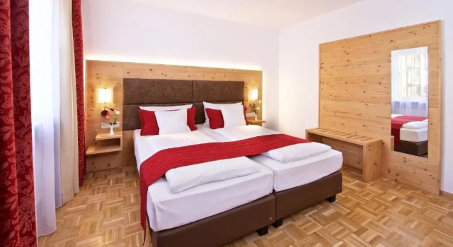 Апартаменты Park Hotel Laim Serviced Apartments