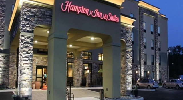 Hampton Inn & Suites Stroudsburg Pocono Mountains, Book Hotel Stroudsburg Alpine Mountain