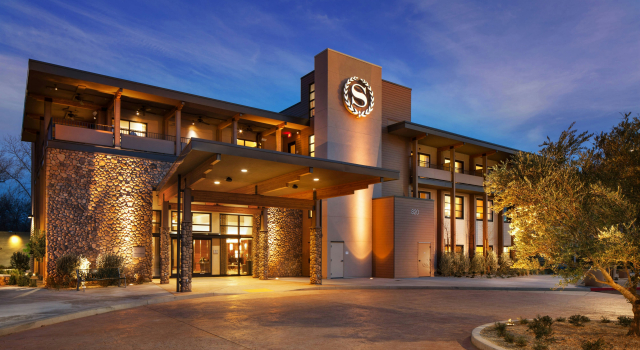 Sheraton Redding Hotel at the Sundial Bridge