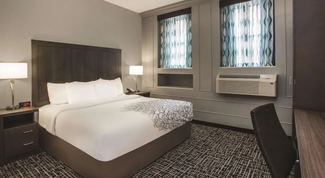 Двухместный номер Deluxe La Quinta by Wyndham Inner Harbor Downtown