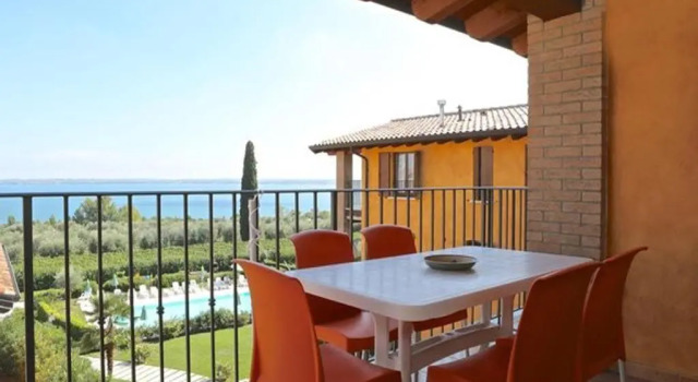 Апартаменты Standard Residence Corte Ferrari -Ciao Vacanze