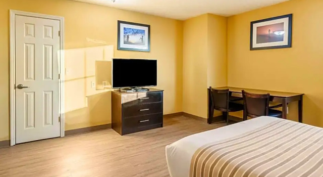 Студия Suburban Studios Near Camp Lejeune