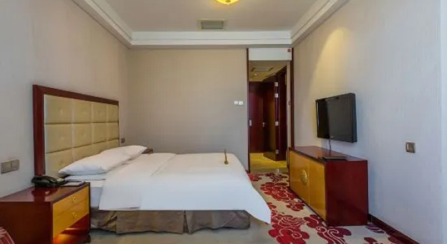 Люкс Deluxe Chun Xue Four Seasons Hotel