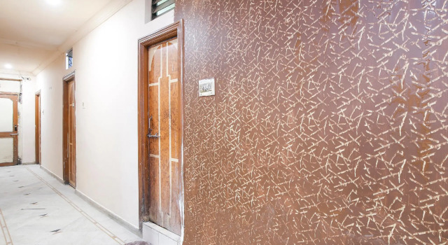 SPOT ON 49752 Hotel Super Guest House, Забронировать Гостевой дом Гостевые дома Ахмадабад, Гостевой дом