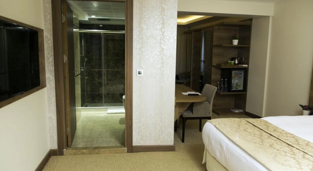La Vie Suite Hotel