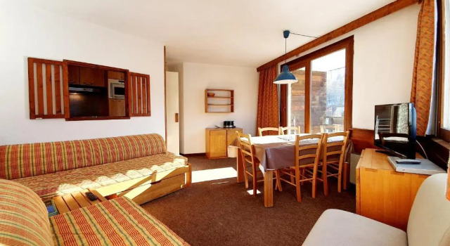 Agence des Orres - Le Belvedere - T2 - BD706, Забронировать Отель Отели Лез-Ор с парковкой, рядом с Горнолыжный подъемник Риу Сек, Парковка