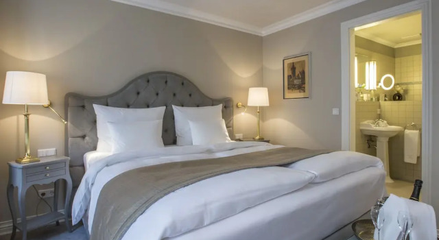 Номер Comfort Romantik Hotel Zur Glocke