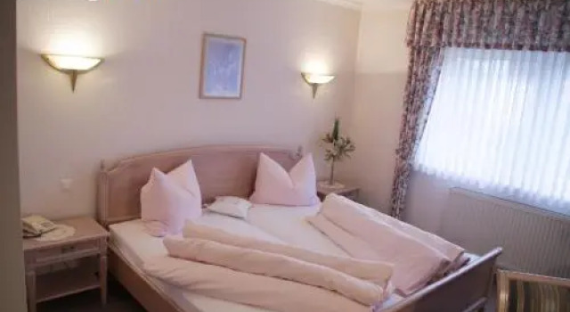 Hotel Edel