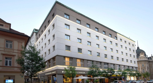 Отель Best Western Premier Hotel Slon