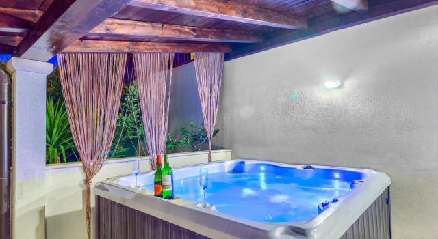 Villa Desideria, Book Villa Hoteller i Solin med parkering, Parkering