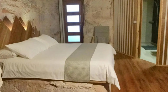 Апартаменты Superior Dug Out B&B