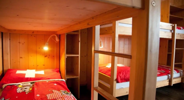 Кровать в общем номере Valley Hostel