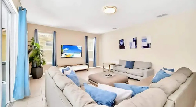 Bella Vida House With Pool and Games - Near Disney!, Rezerwuj Dom wakacyjny Kissimmee Kissimmee