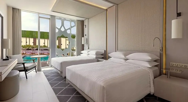 Номер Deluxe с видом на бассейн Rabat Marriott Hotel