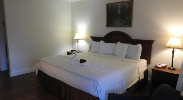 Номер Standard Inn at Cemetery Hill