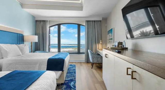 Четырёхместный номер Standard Harbor Suites at Harborwalk Village